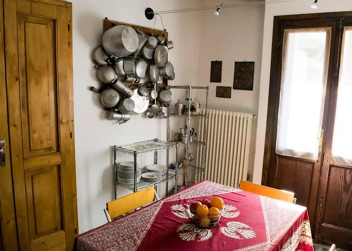 Enjoyable Location In Old House, Maggiore 카스텔베카나