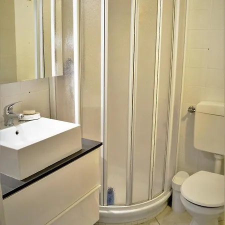 Appartement Enjoyable Location In Old House, Maggiore *