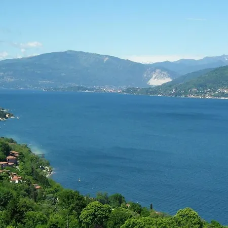 Appartement Enjoyable Location In Old House, Maggiore *