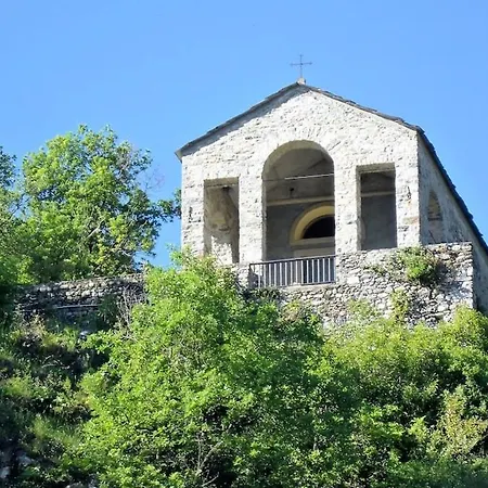 Enjoyable Location In Old House, Maggiore Castelveccana