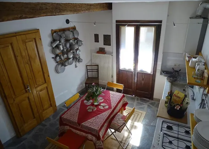 Enjoyable Location In Old House, Maggiore Daire Castelveccana